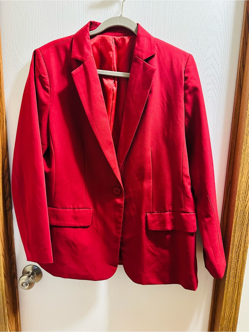 Women’s Burgundy Single-Button Blazer